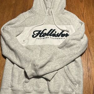 Small Hollister hoodie